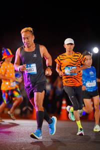 BIB: 924, 41483
                            <button type="button" onclick="openModal(21536171)" class="btn btn-primary btn-sm float-right btn-popup" data-toggle="modal" data-target=".modal-high-quality">
                        <i class="fas fa-shopping-cart"></i> Add to Cart
                    </button>
                                            <button type="button" onclick="isThisMe(21536171, true)" class="btn btn-success btn-sm float-right btn-popup btn-isme hidden" data-toggle="tooltip" data-placement="bottom" title="นี่คือรูปของคุณใช่ไหม คลิกที่นี่เพื่อเอาเข้าอัลบั้ม">
                        <i class="fas fa-plus"></i> Add to album
                    </button>
                    <button type="button" onclick="isThisMe(21536171, false)" class="btn btn-warning btn-sm float-right btn-popup btn-isnotme hidden">
                        <i class="fas fa-ban"></i> Remove from album
                    </button>